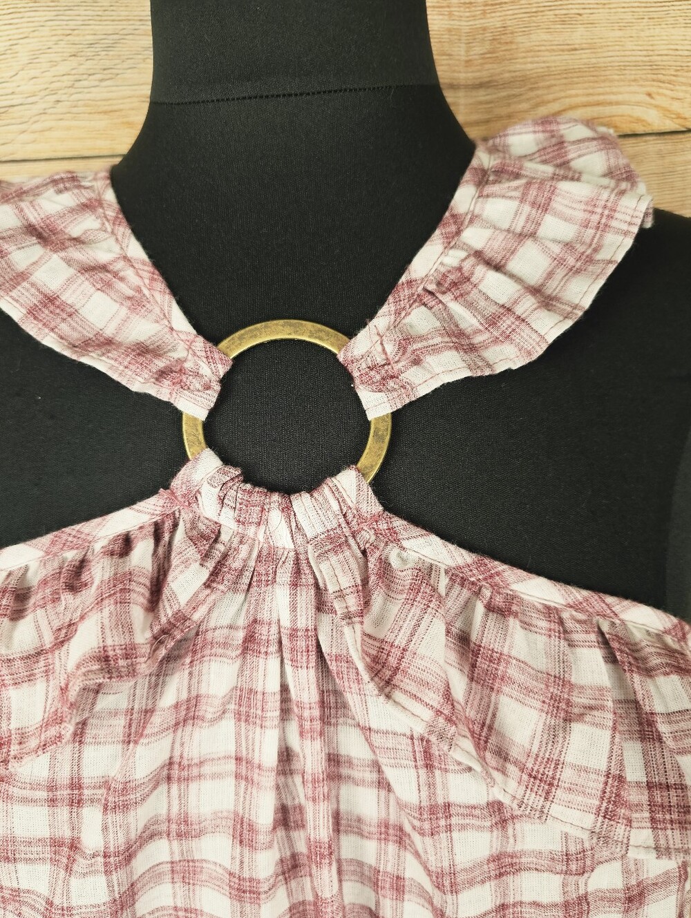 Entro NWT Gingham Plaid Ruffle Halter Top Shirt Size Medium - Picture 4 of 6